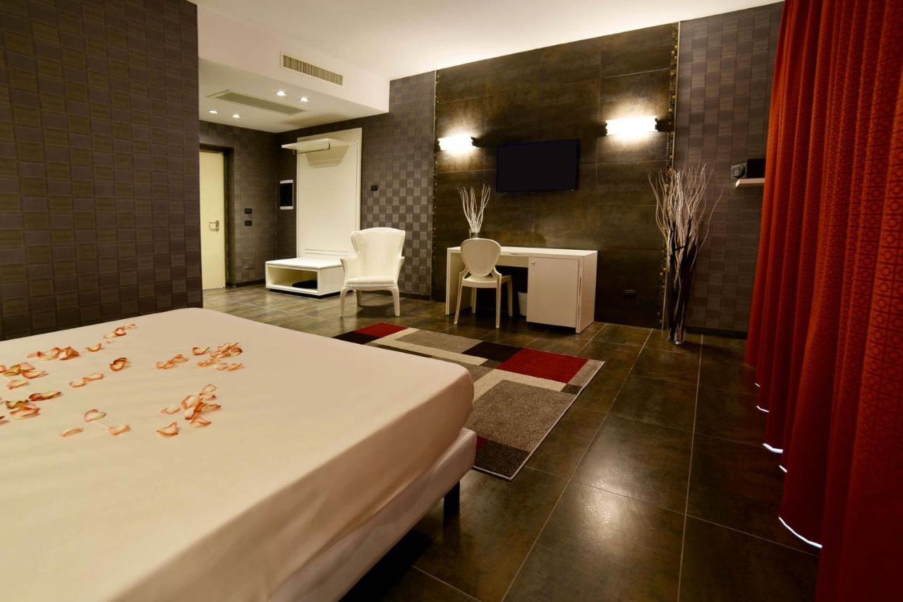 Sweet Motel Verdello Экстерьер фото